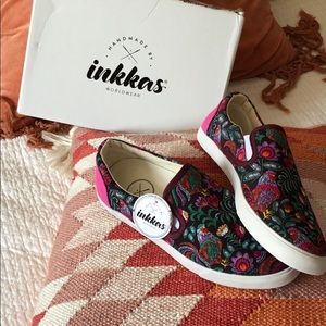 Inkkas slip on shoes